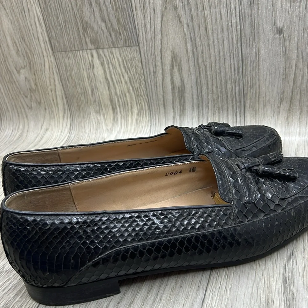 ENNESI TASSELED SLIP ON LOAFERS